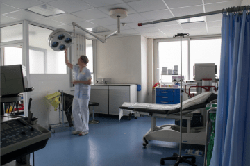 fibroscopie vésicale - salle d'endoscopie robot_fibroscopie_vésicale_endoscopie