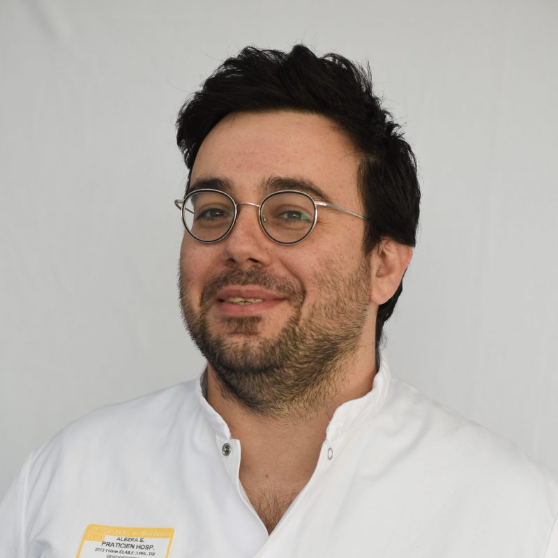 Portrait de Dr Eric ALEZRA